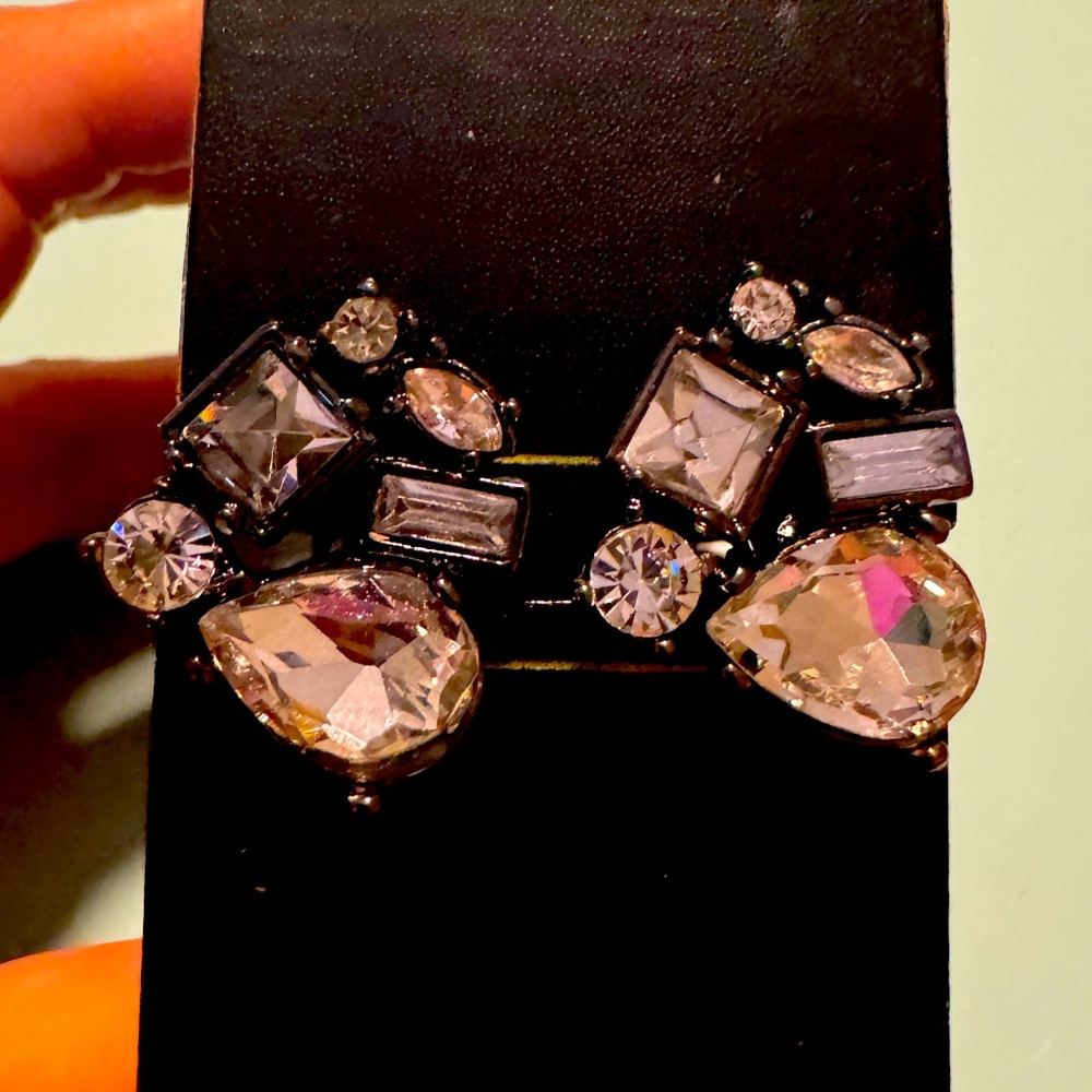 Sparkling clip earrings
